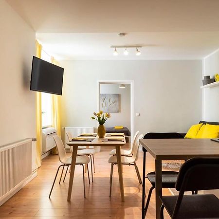 Cosy Two Br Plus Self Checkin Plus Street Parking برلين المظهر الخارجي الصورة