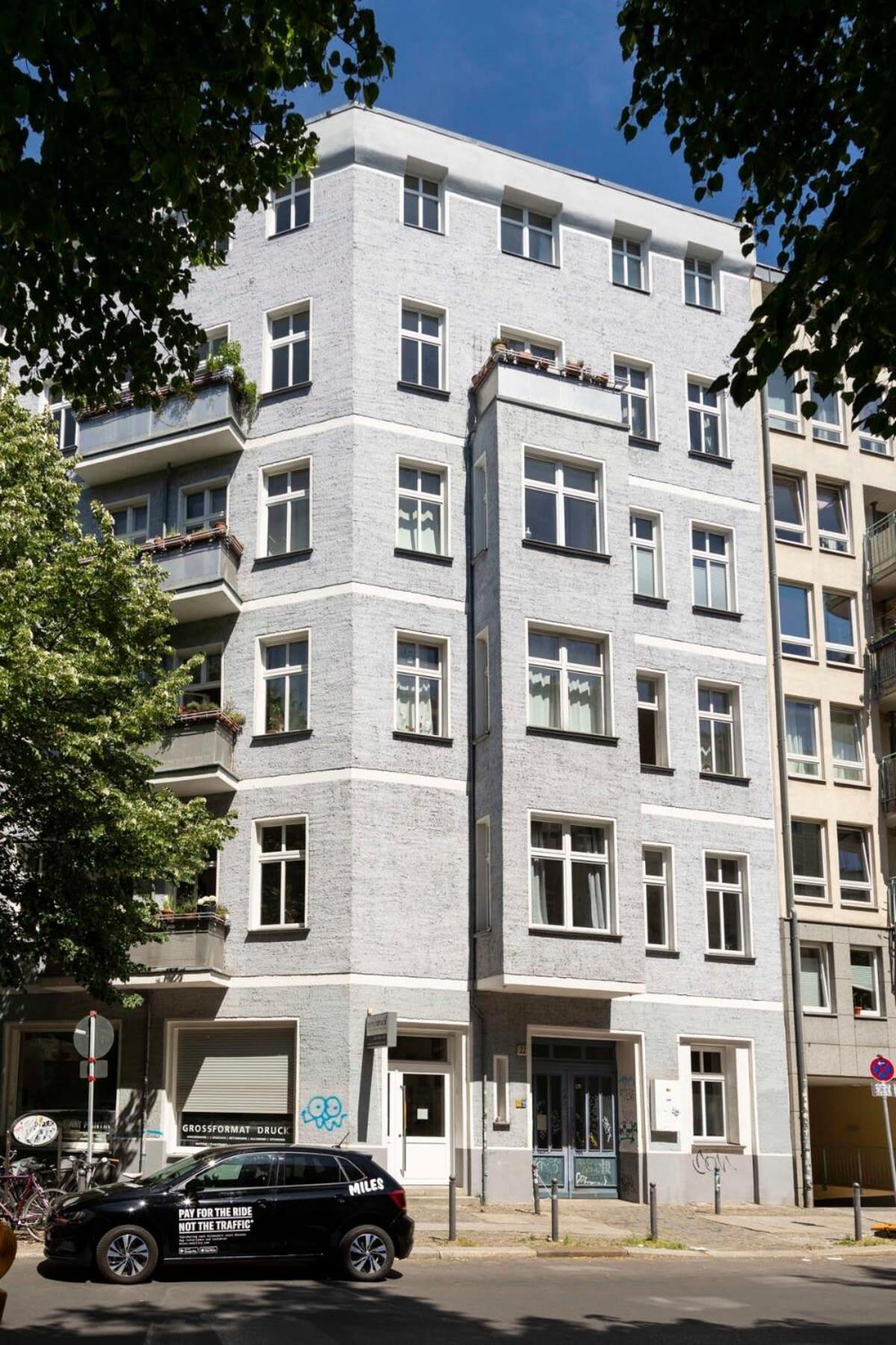 Cosy Two Br Plus Self Checkin Plus Street Parking برلين المظهر الخارجي الصورة